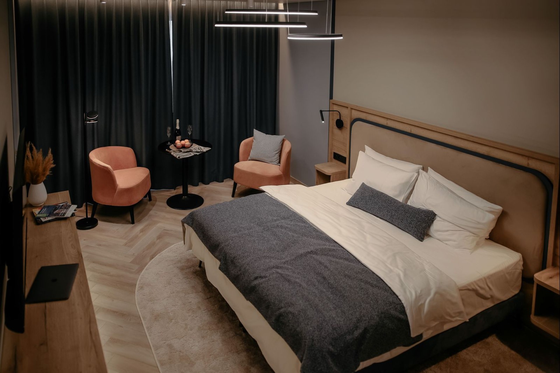 GAGARIN CITY (Гагарин Сити)