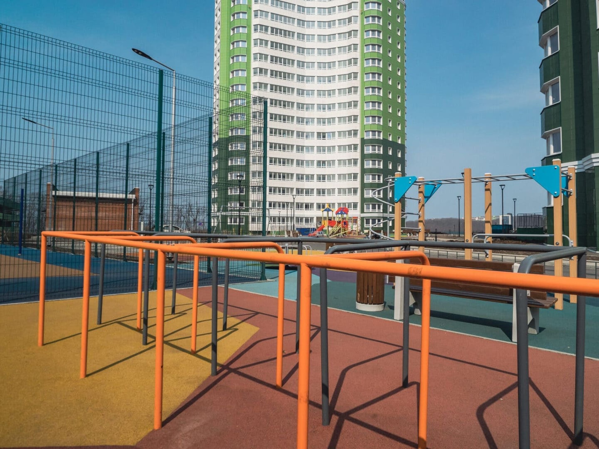 Изумрудный